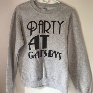Gray sweatshirt